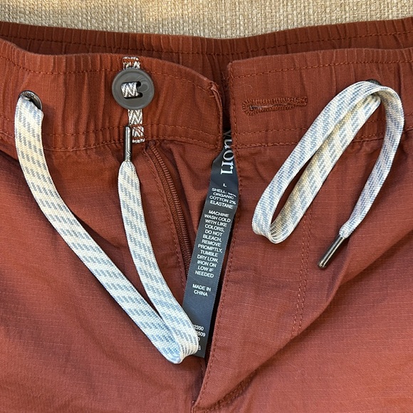 Vuori rip stop shorts, barely worn - Picture 2 of 3